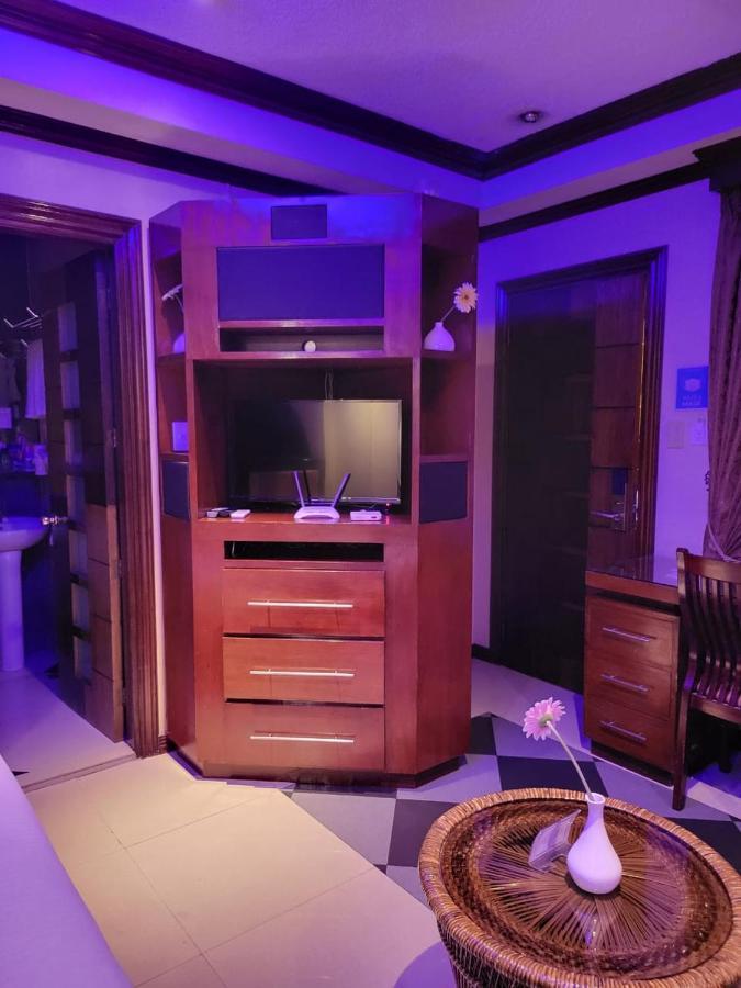 Fields Palace Hotel アンヘレス エクステリア 写真