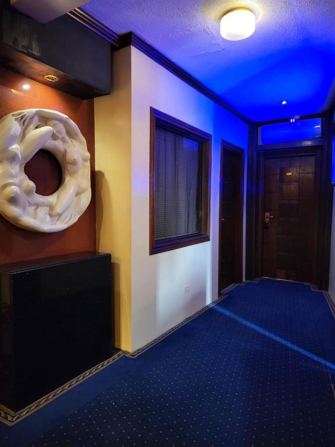 Fields Palace Hotel アンヘレス エクステリア 写真