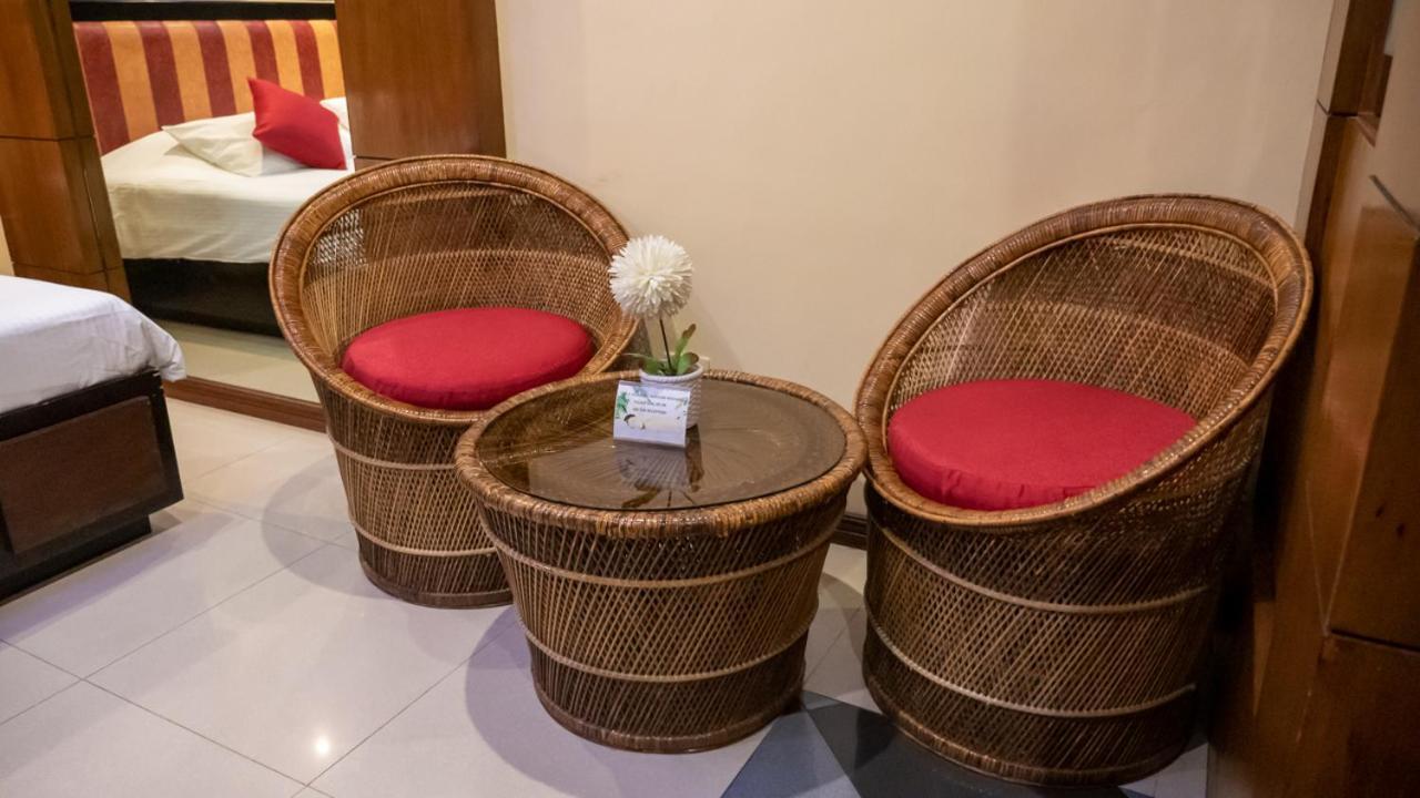 Fields Palace Hotel アンヘレス エクステリア 写真